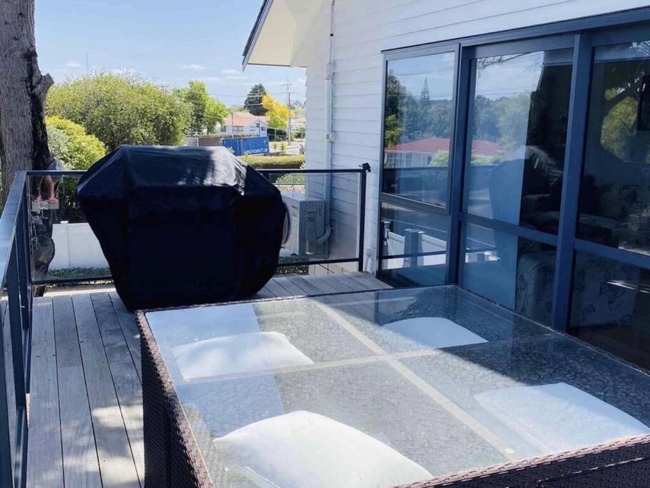 “Henderson Dream Guest House” Auckland Buitenkant foto